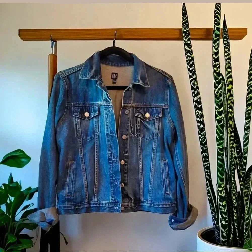 GAP DenimJacket - Picture 2 of 3